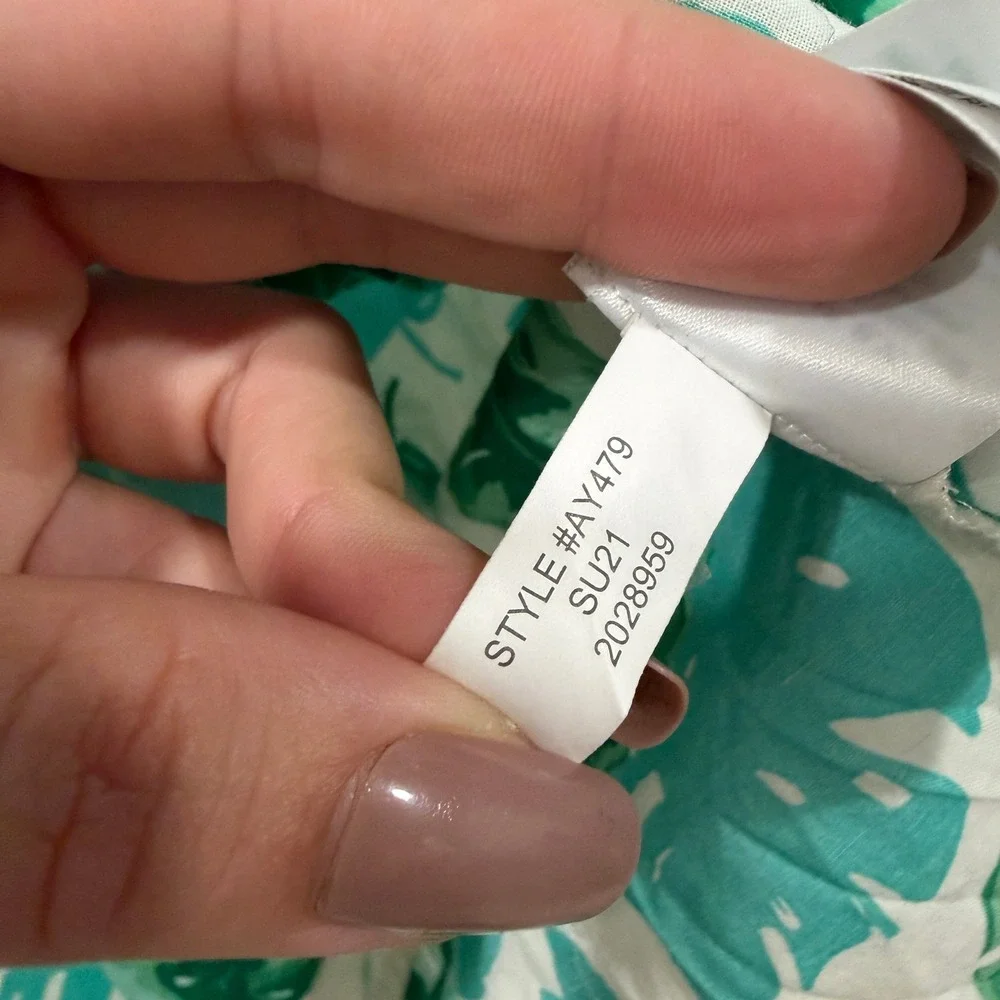 J. Crew Tropical Leaf Print Button Up Shirt XS Green White‎ Long Sleeve Cotton